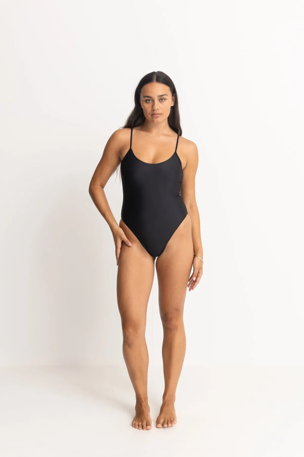 Classic Minimal One Piece - Black