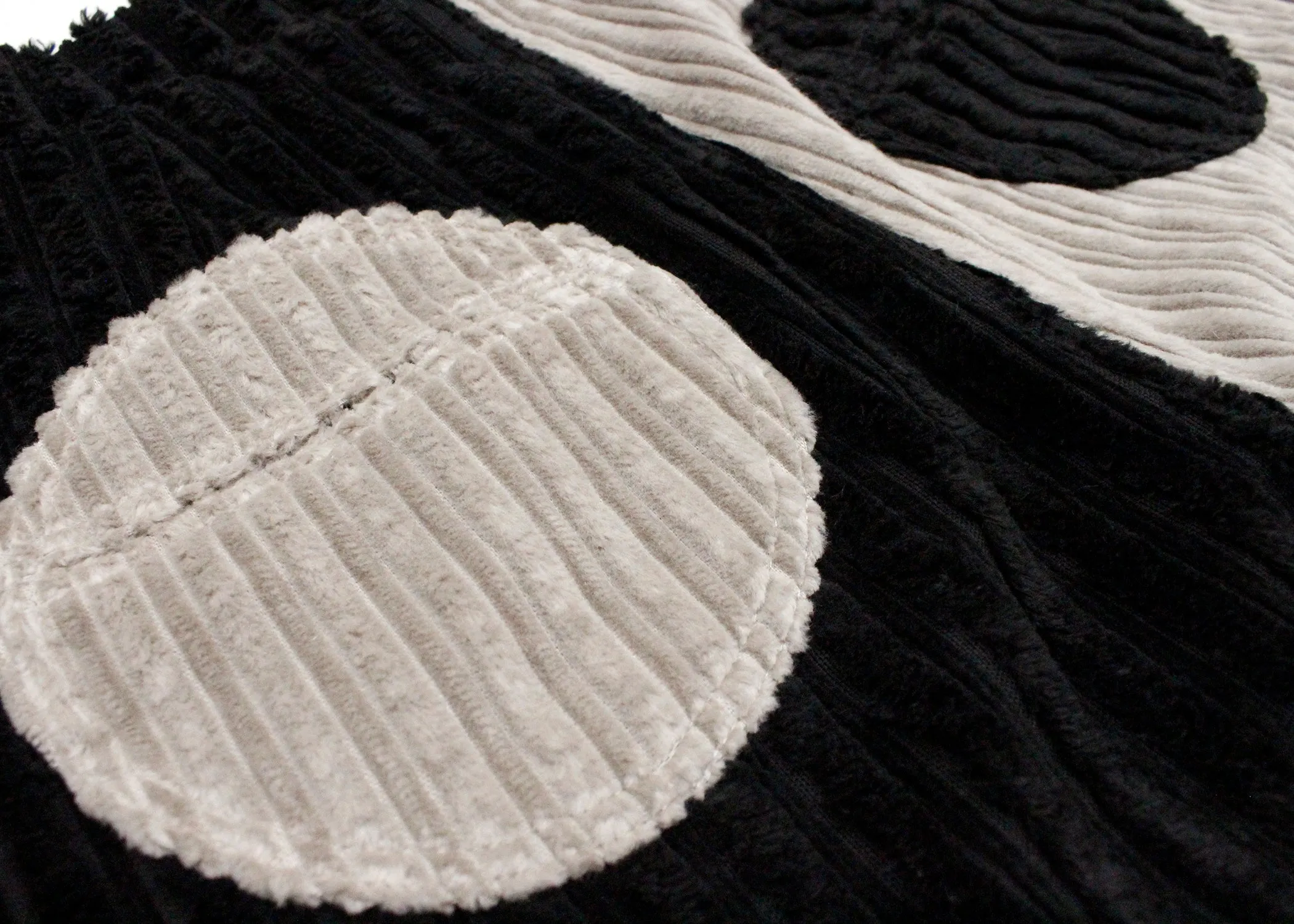 Holis Corduroy Trousers in Eclipse