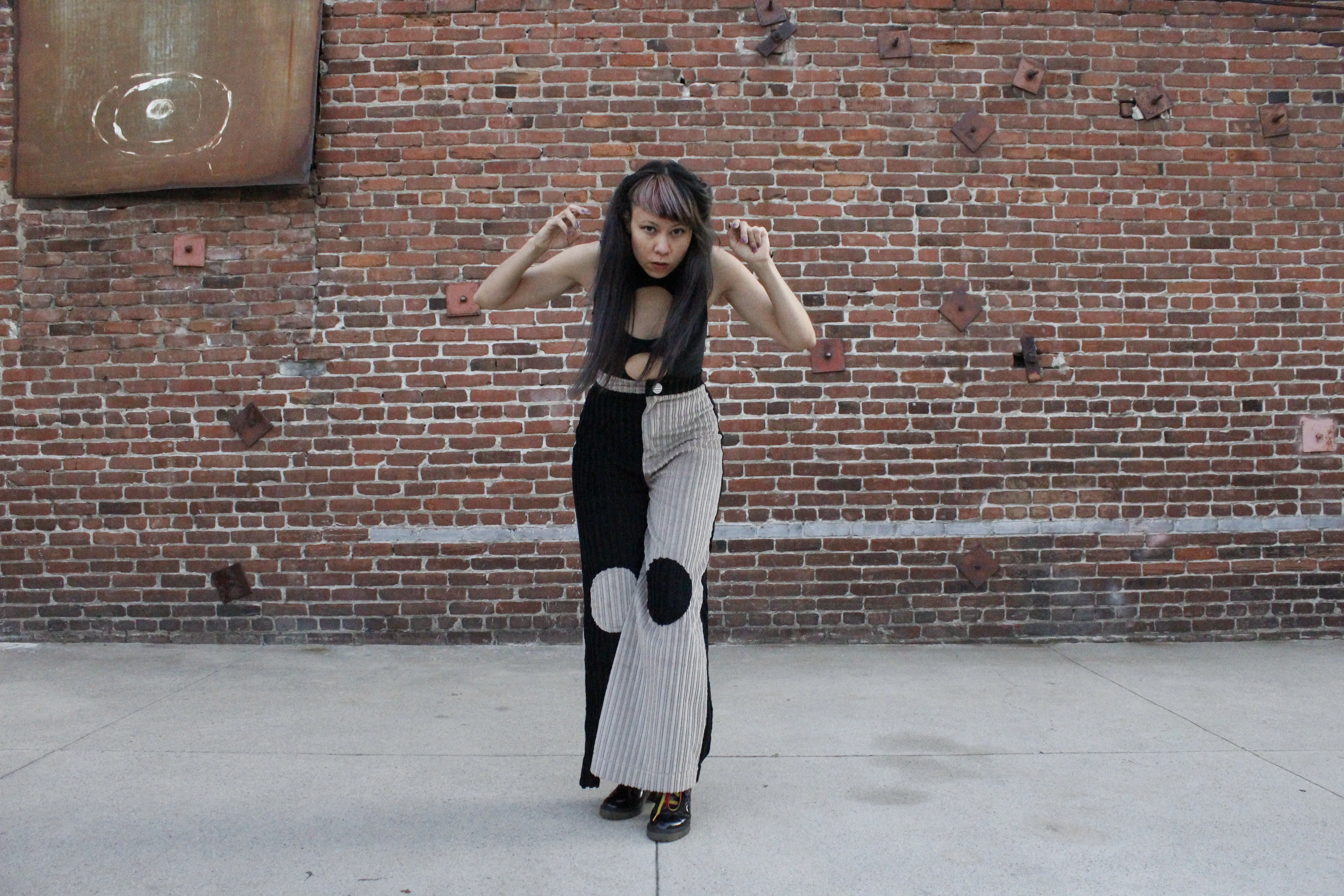 Holis Corduroy Trousers in Eclipse