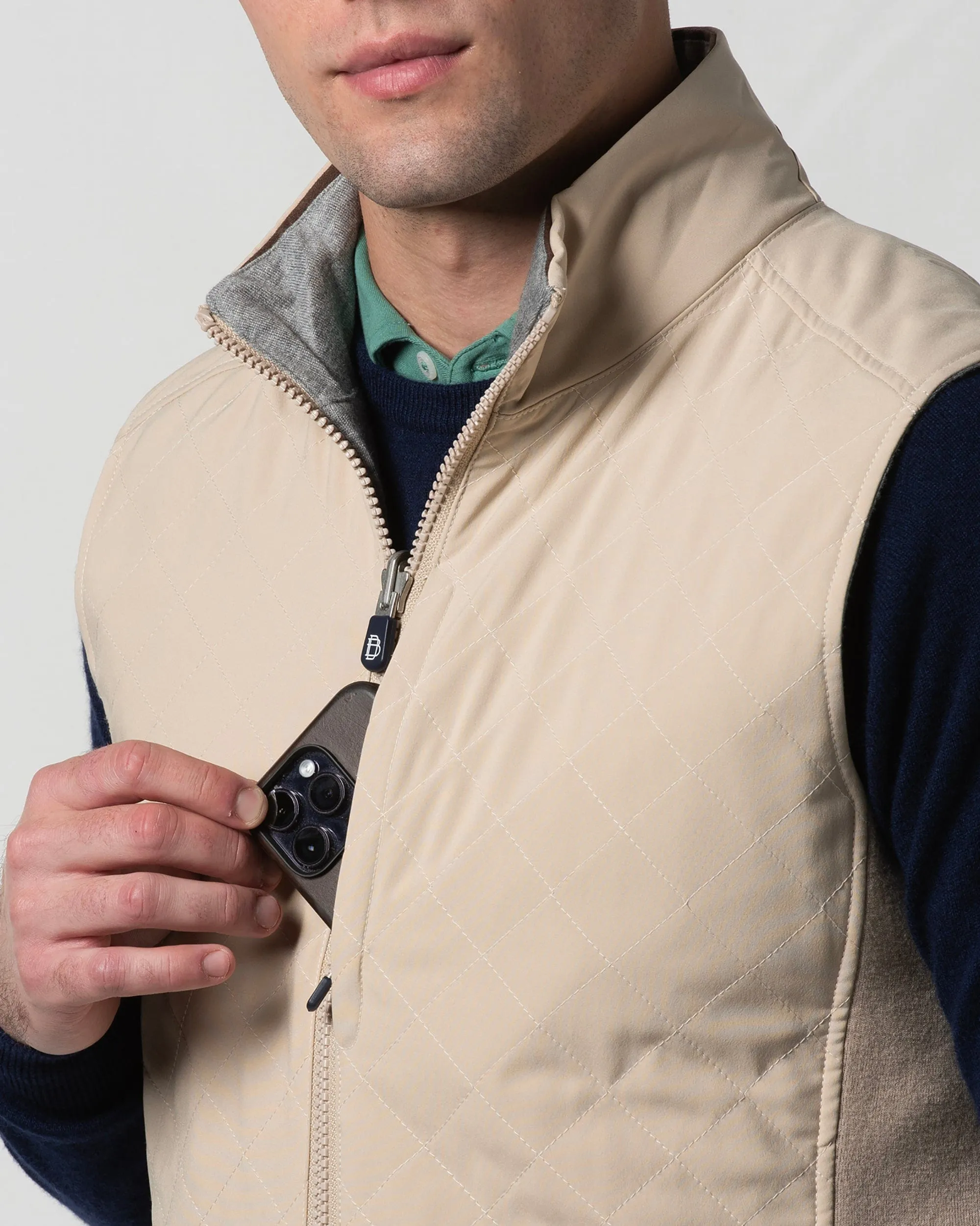 LAWRENCE LIGHT VEST